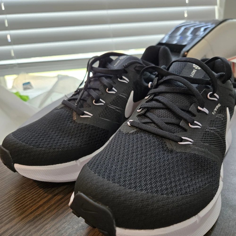 NWOT Nike Run Swift 3 Men's Road Running Shoes